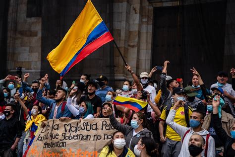 El gran debate sobre la justicia social en Colombia: Cómo Iván Duque y la pandemia reavivaron el fuego de las protestas